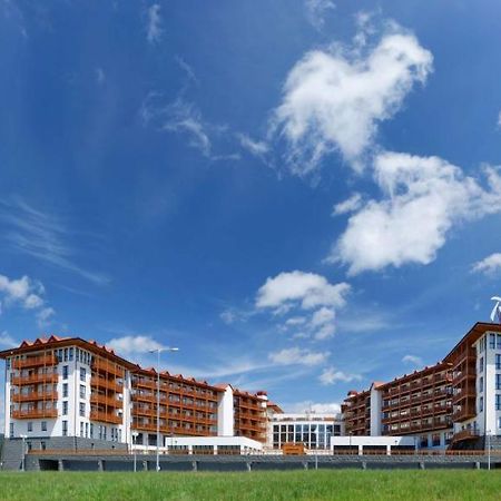Radisson Blu Resort バコヴェル エクステリア 写真 Radon Lázně Bohdaneč