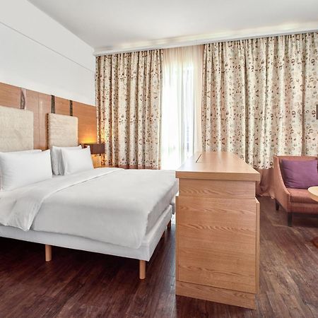 Radisson Blu Resort バコヴェル エクステリア 写真 A room at the hotel