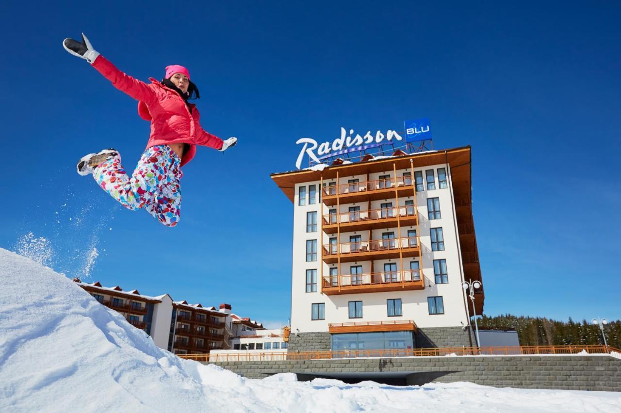 Radisson Blu Resort バコヴェル エクステリア 写真 Radisson Blu Hotel in the resort town of Štrbské Pleso, Slovakia